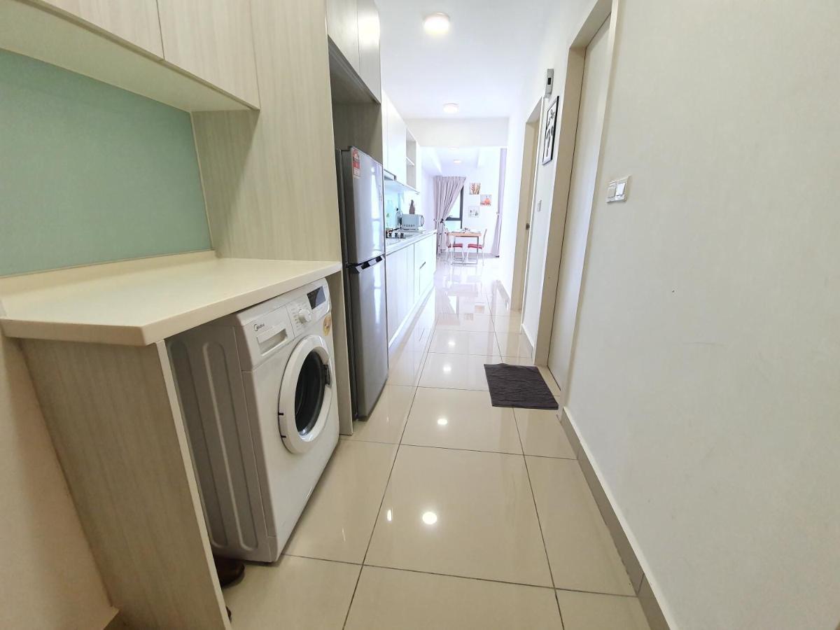 Solstice Cyberjaya By Easy Property Exterior photo